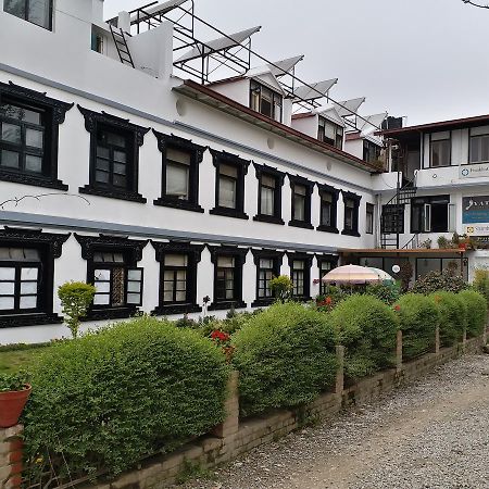 Hotel Heranya Катманду Екстериор снимка