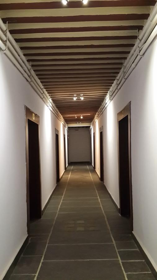 Hotel Heranya Катманду Екстериор снимка