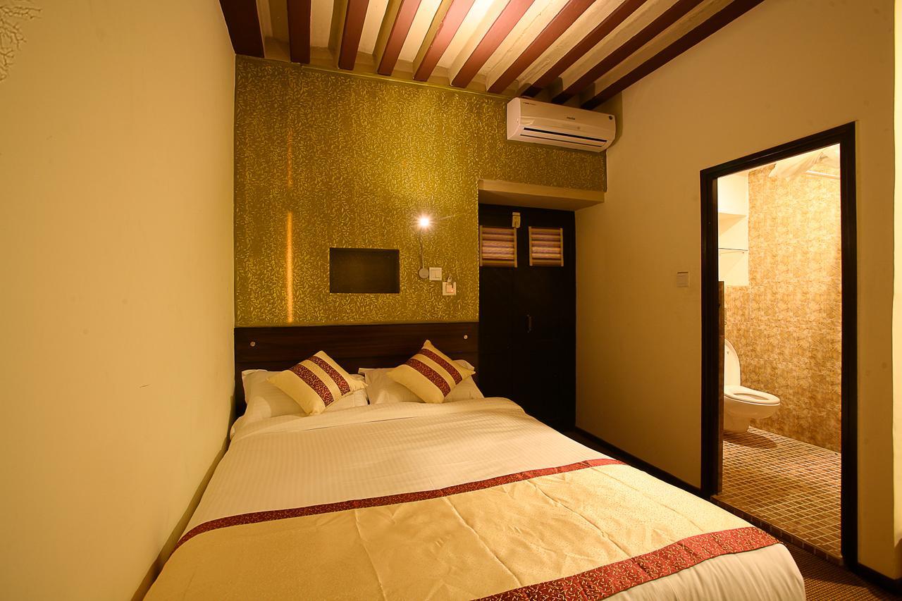 Hotel Heranya Катманду Екстериор снимка