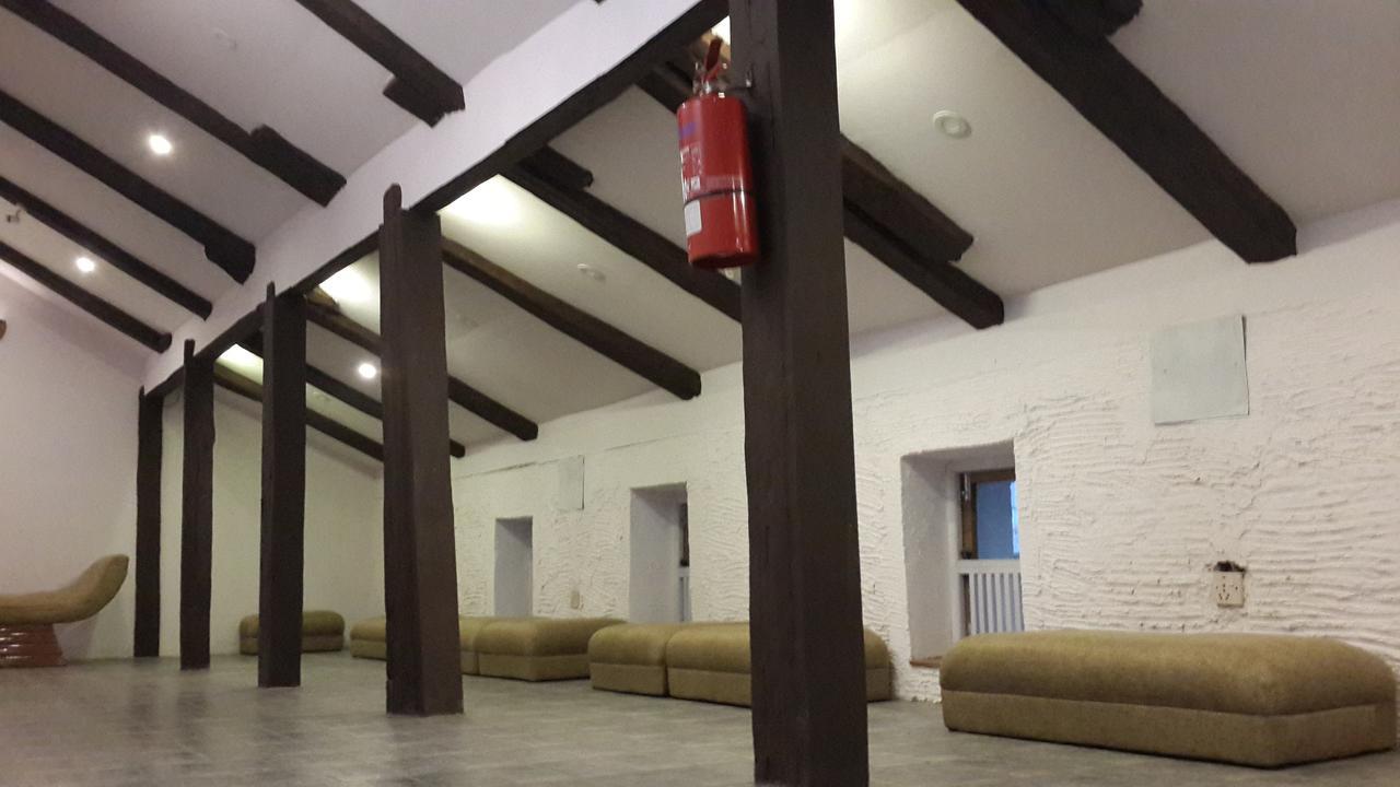 Hotel Heranya Катманду Екстериор снимка