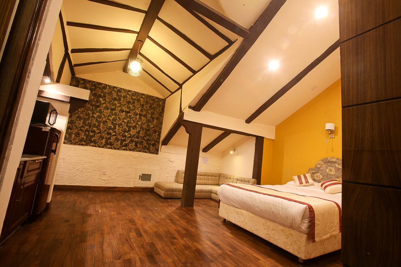 Hotel Heranya Катманду Екстериор снимка