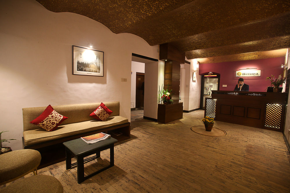 Hotel Heranya Катманду Екстериор снимка