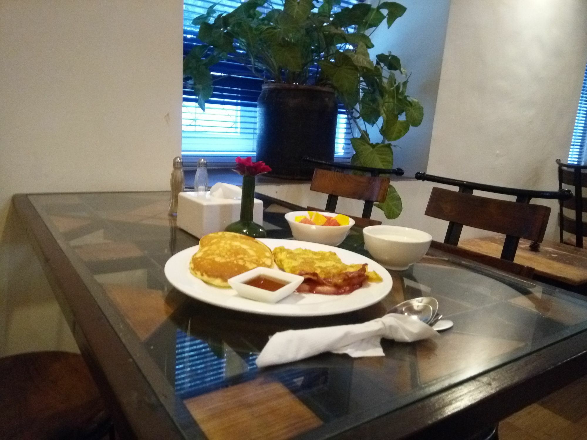 Hotel Heranya Катманду Екстериор снимка